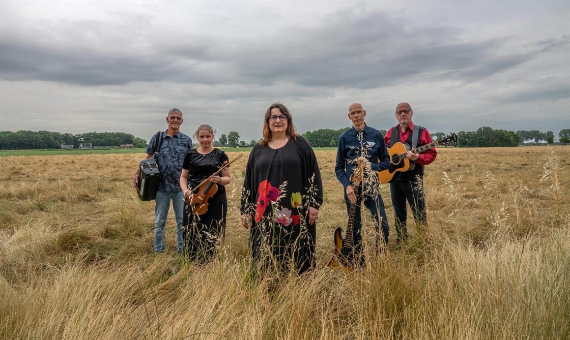 Lunchconcert in de Historische Kerk Souburg met Folkband MERROW
