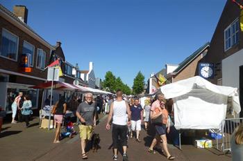 Karolingenmarkt + Rommelmarkt